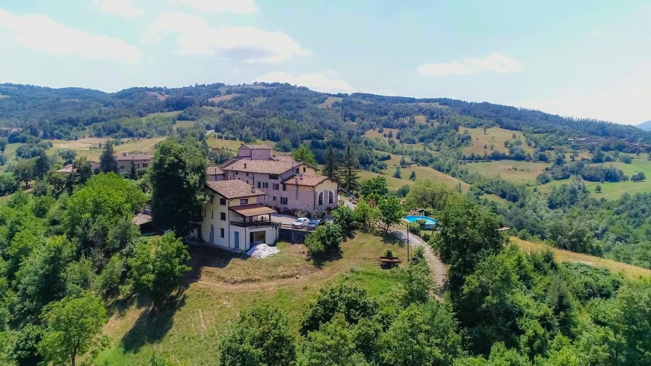 L'Angolo Di Verlano Canossa Экстерьер фото